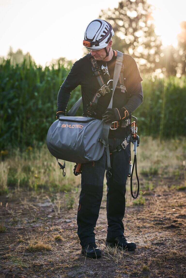 מערכת מילוט אישית אוטומטית